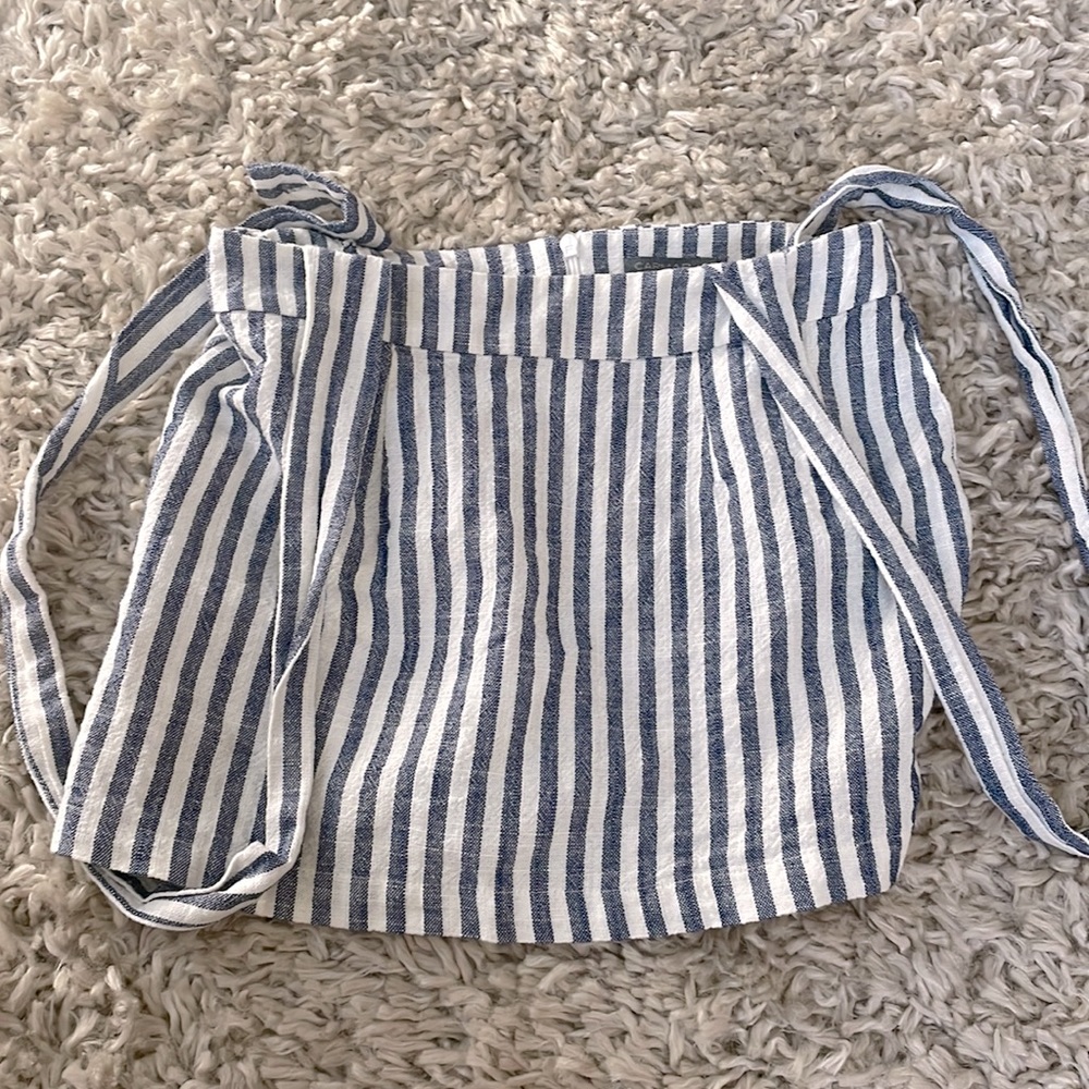 Carmar Size 2 skirt